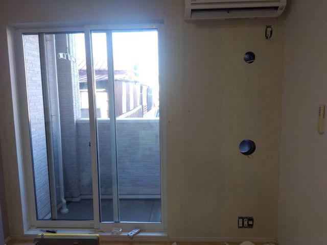 クロス張り替え