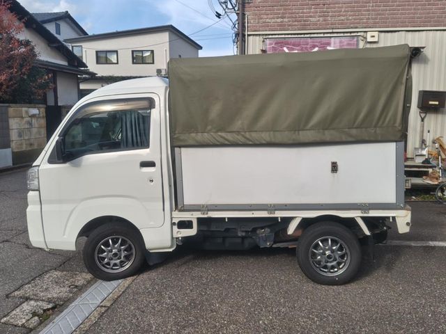 ★軽の機動性に、自在な積載高をプラス★大きい冷蔵庫などお任せあれ