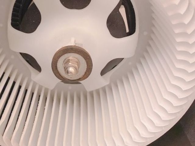 現場で培った知識と技術で、汚れの悩みに的確に対応