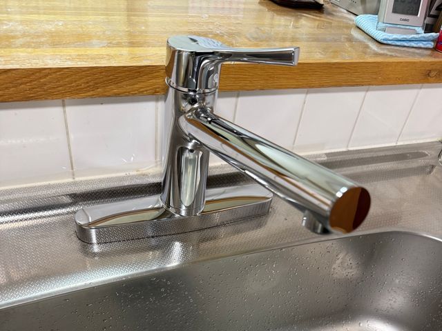 水道蛇口交換　キッチン