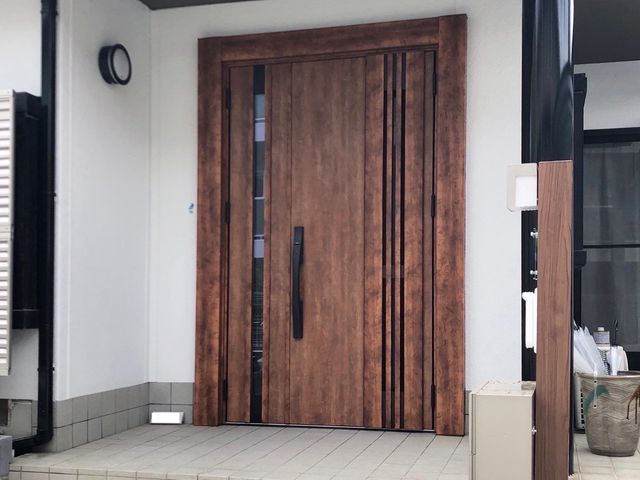 断熱ドア交換　補助金も適応可能です