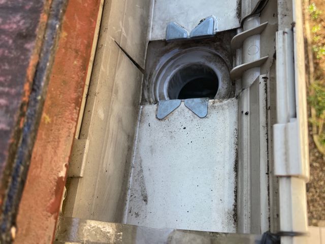 【雪災の対応可能！】雨どいの清掃・交換はお任せください！無料現地調査致します