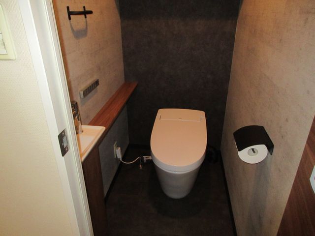 千葉県水道局指定工事店 指定2130号 経験20年 石野水道のトイレリフォーム くらしのマーケット