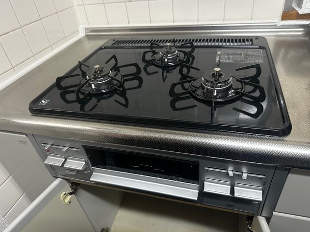 迅速対応　ガスコンロ交換おまかせください