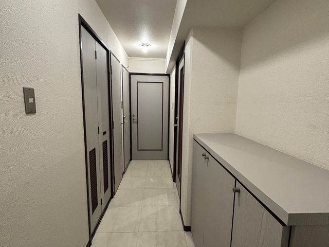 内装設計の経験を生かして、シート素材、デザインの提案もさせていただきます。