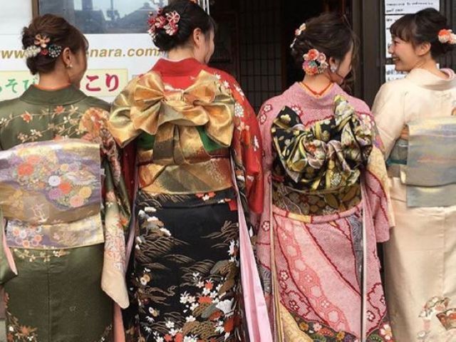 【業歴17年】着装師範の着崩れしない楽な着付けをお届けします。