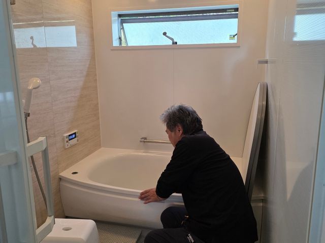 《水垢・カビ汚れを徹底洗浄♪》汚れによる追加料金一切なし◎土日祝日も大歓迎！