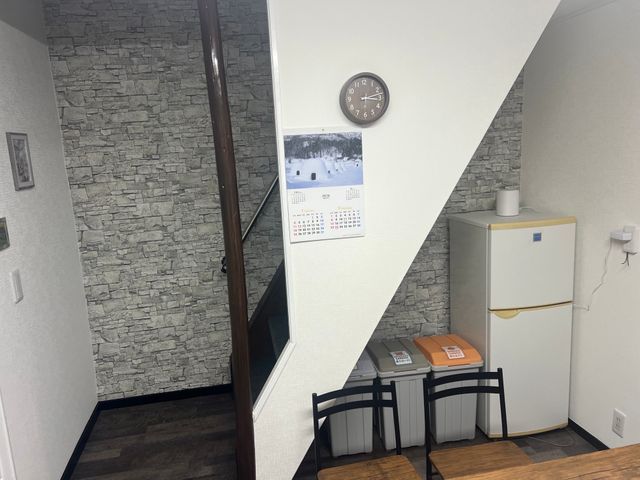 豊富な経験を活かした技術力抜群の壁紙貼替え・30年以上の職人技でお住まいを美しくサービスの画像