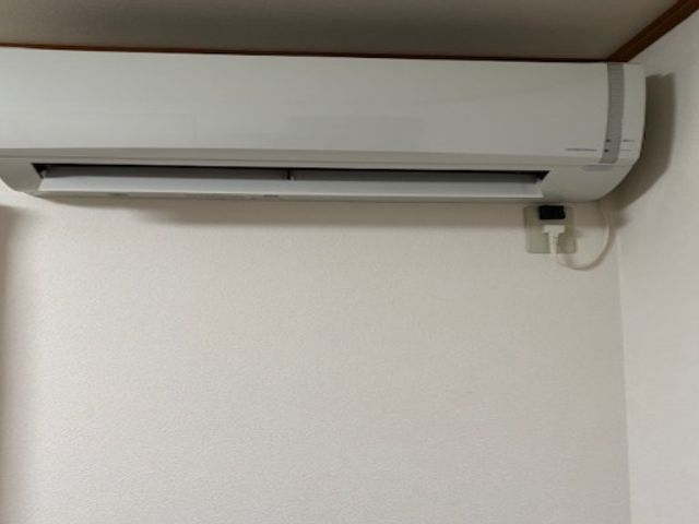 ■エアコンの取り外し　写真の店長が伺います