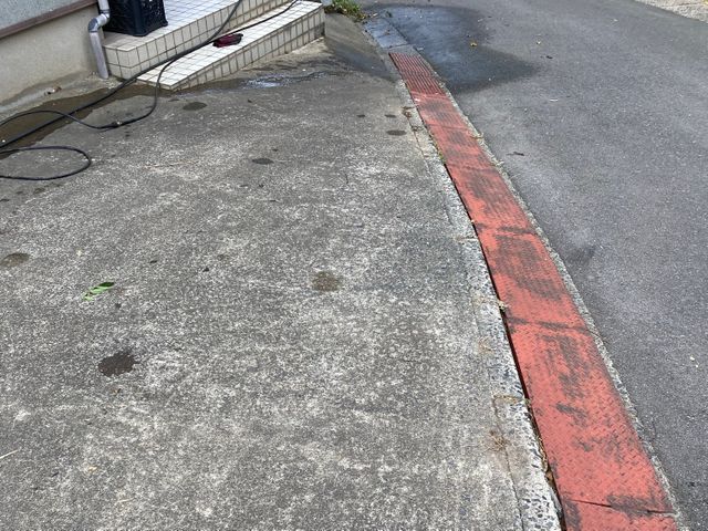 カーポート、ブロック塀、土間洗浄など外回りのお掃除はお任せください！