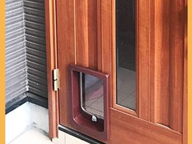 愛知発 玄関ドアに関するお悩み お困り事は 修理のプロ にご相談 見積可 Madocareの玄関ドアリフォーム くらしのマーケット