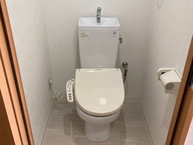 ウォシュレット　洗浄便座交換　設置