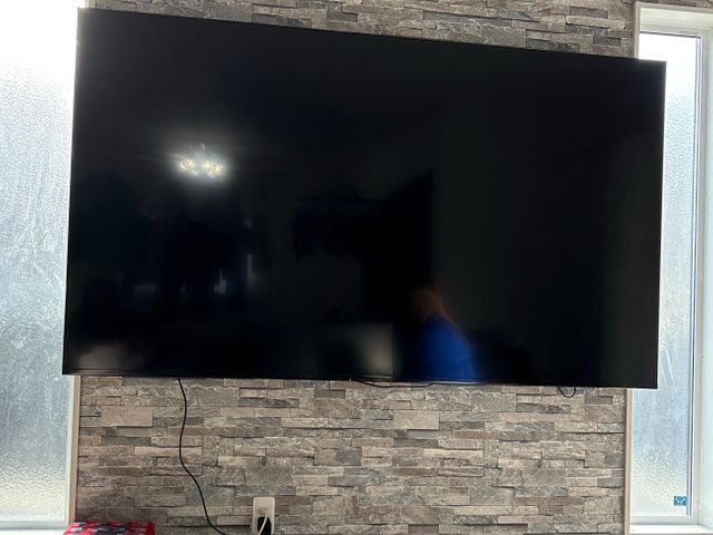 壁掛けテレビ設置