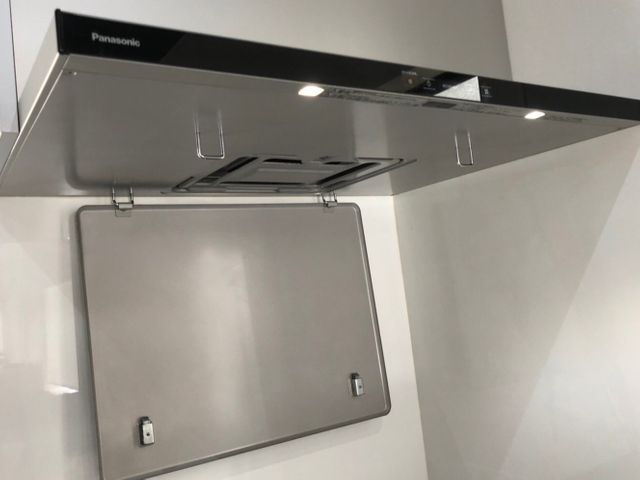 頑固な油汚れもお任せ下さい！◉損害保険加入済◉大手での作業経験あり！