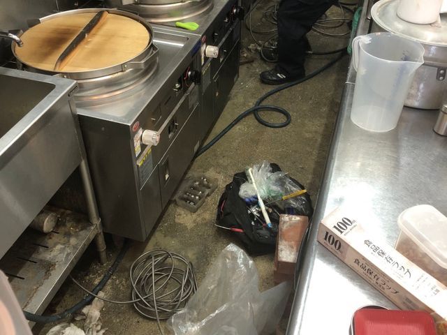 【夜間・早朝も対応可能】店舗の定期清掃や緊急対応可能！