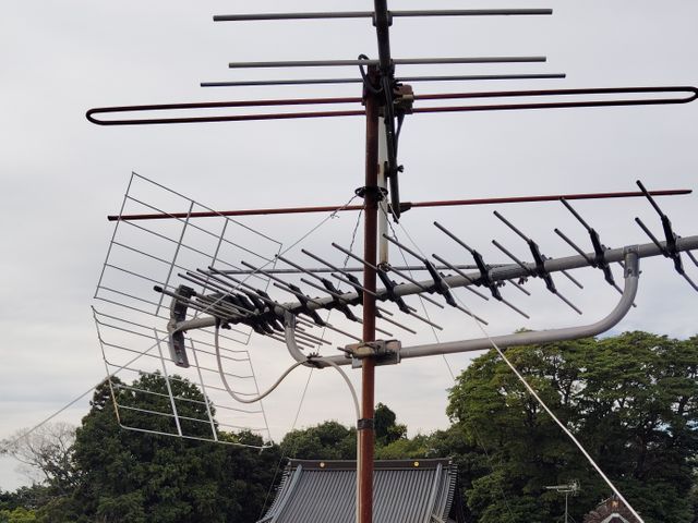 不要になったアンテナの撤去をいたします。