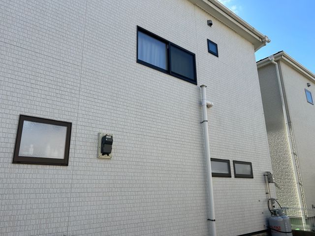 ◇外壁洗浄◇高圧、低圧使い分け素材を傷めず洗浄致します☆*:.｡.