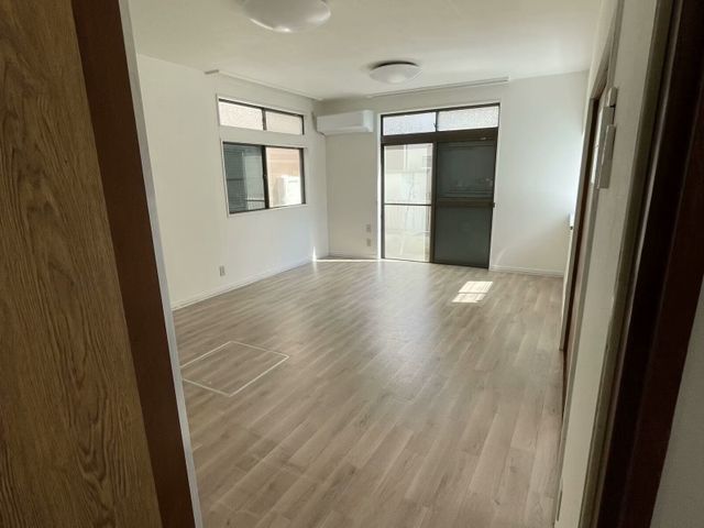 【施工保証付き】外注一切なし◎女性スタッフ同行可能◎