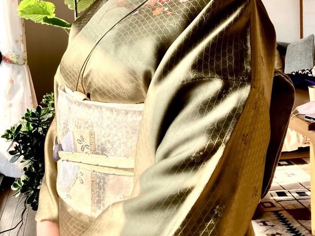 早くて綺麗な着付け！20年の経験！趣味から生まれたプロの技をご自宅へ！
