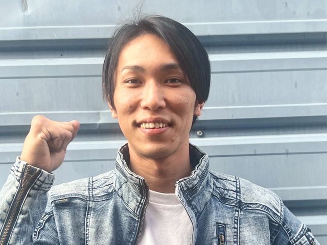 ベランダの床・壁・排水溝・溝・手摺り網戸・窓 の高圧簡易清掃