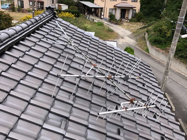 アンテナ撤去お任せください。素早く対応致します。【女性同行可】