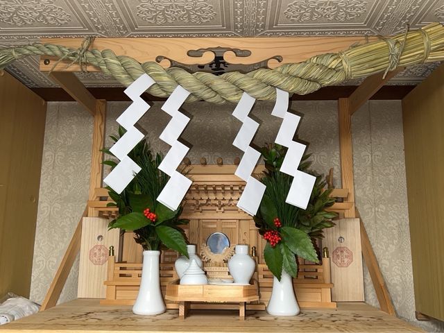 簡単に取付けできます！下地なくても大丈夫です！神棚設置工事！