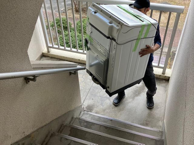 プロの遺品整理士による作業をお届けします。事件現場特殊清掃士も在籍しております。サービスの画像