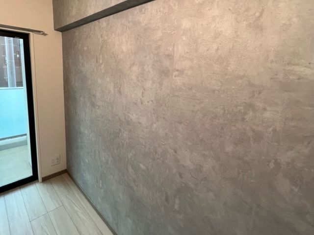 2000点の中から理想のクロスを！持ち家、賃貸でもアクセントクロス施工ができますサービスの画像