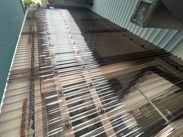ベランダやガレージの波板交換