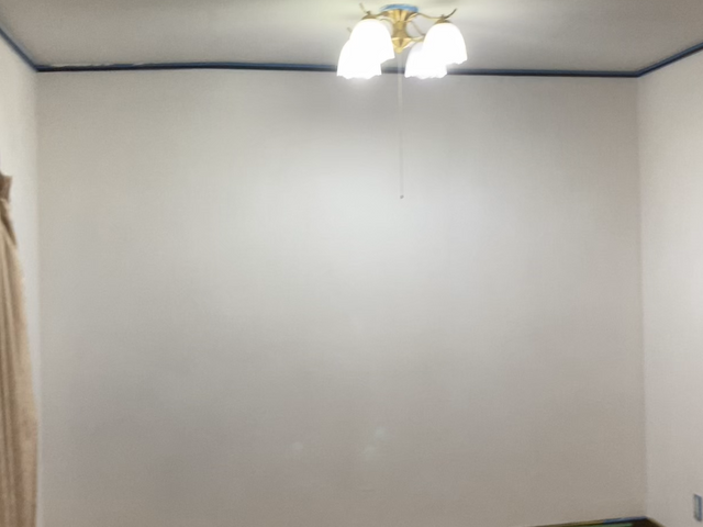 壁紙張替えの約１/2の費用でできるクロスクリアバリアコート　壁紙再生サービスの画像