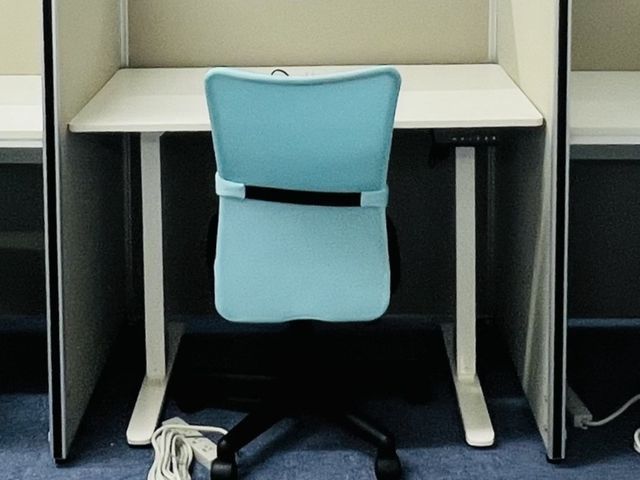 手動・電動昇降デスク組立サービス