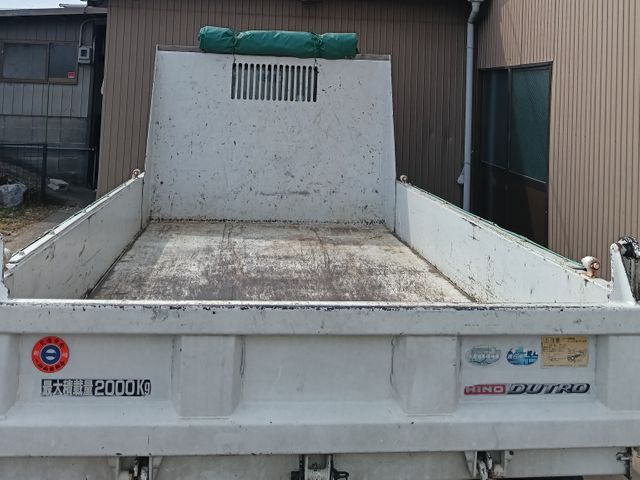 不要品回収（２tトラック）