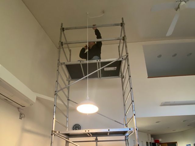 3Ｍ〜7Mの電球や照明器具交換