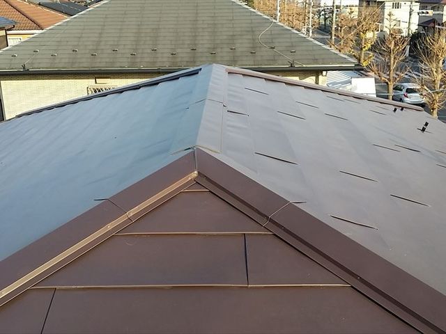 雨漏りを直したい・・・修理は5,000円から、カバー工法による改修工事まで