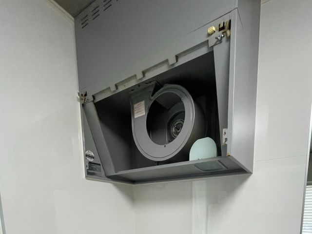 大手仕込みの丁寧な技術で、あなたの住まいをピカピカに。損害保険加入済みで安心対応