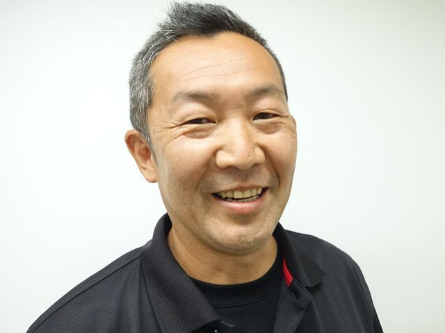 キッチンコンロの『焦げ付き』レンジフードの『しつこい油汚れ』丁寧に除去！