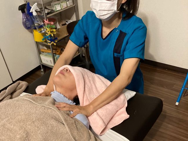 【女性限定】業界歴25年・女性鍼灸指圧師による本格全身指圧マッサージ65分