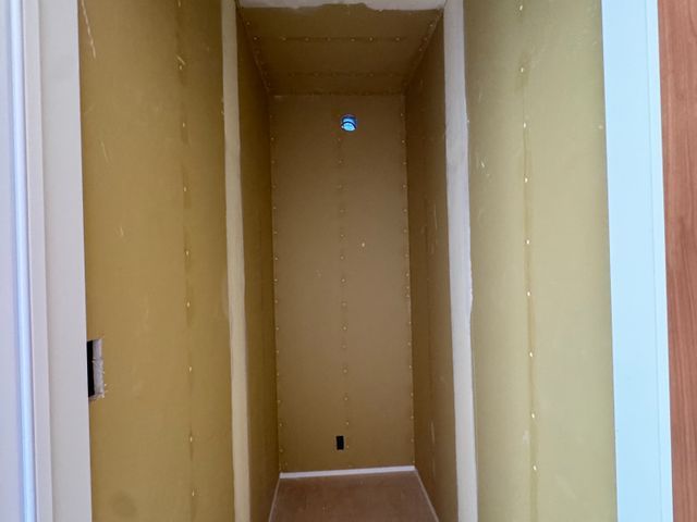 大手経験の明るい職人が手がける丁寧施工と安心のアフターフォローサービスの画像