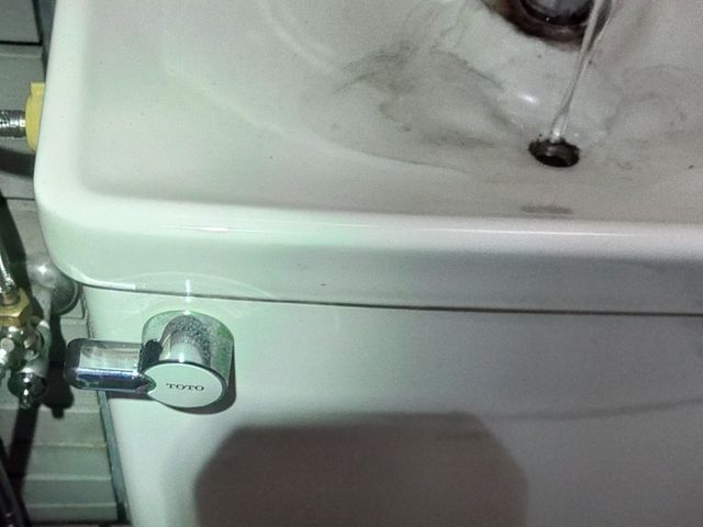 タンクのレバー交換承ります